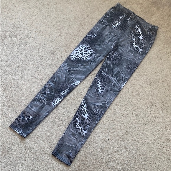 Leggings - Picture 2 of 3